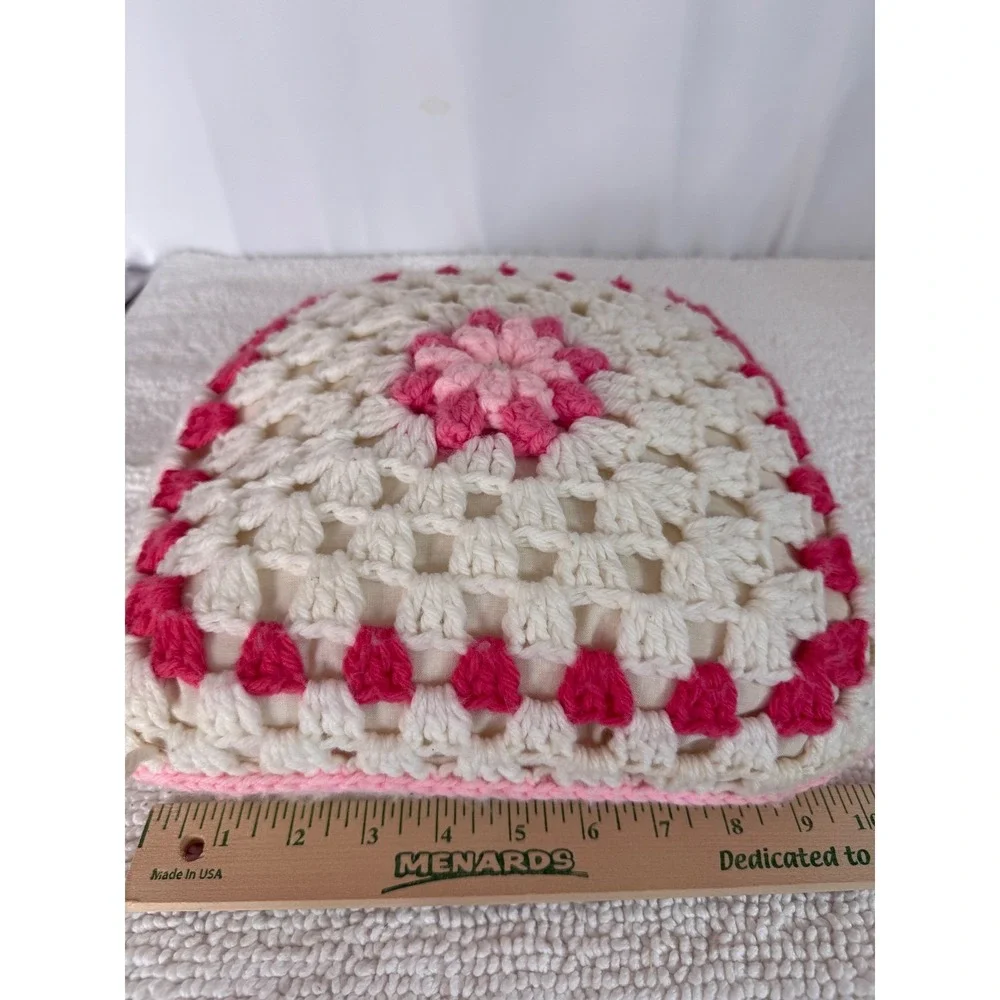 Vintage‎ Crochet Granny Square Pillow Pink Floral Cottagecore Grannycore BOHO